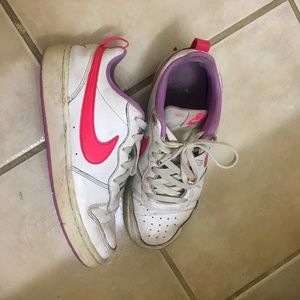 Vintage Nike shoes